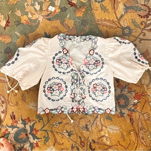 Sea New York Melinda M Cream Puff Sleeve Embellished Crop Blouse sold out online - Picture 3 of 6